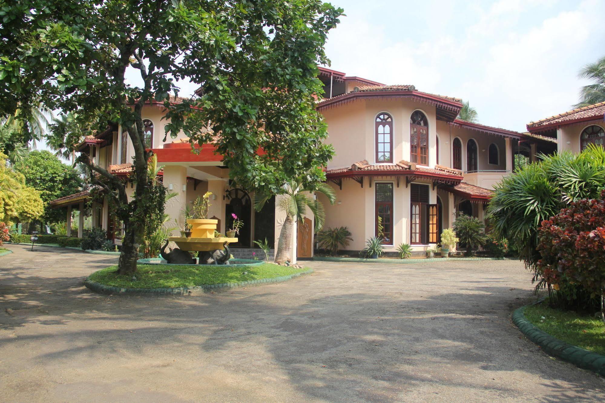Villa Ranmenika Ahungalla Esterno foto